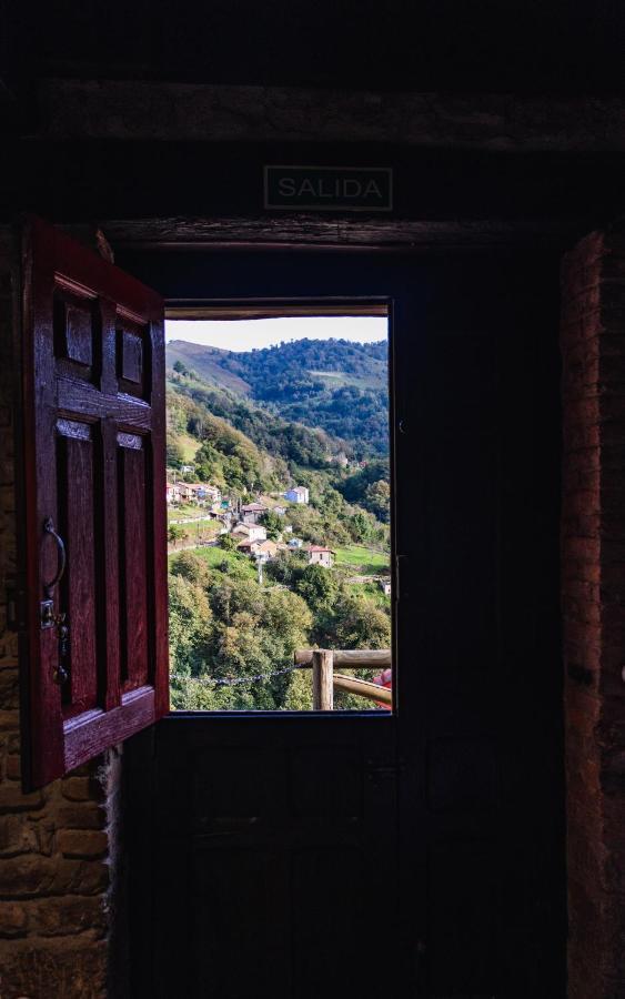 La Vallicuerra Mieres  Exteriör bild
