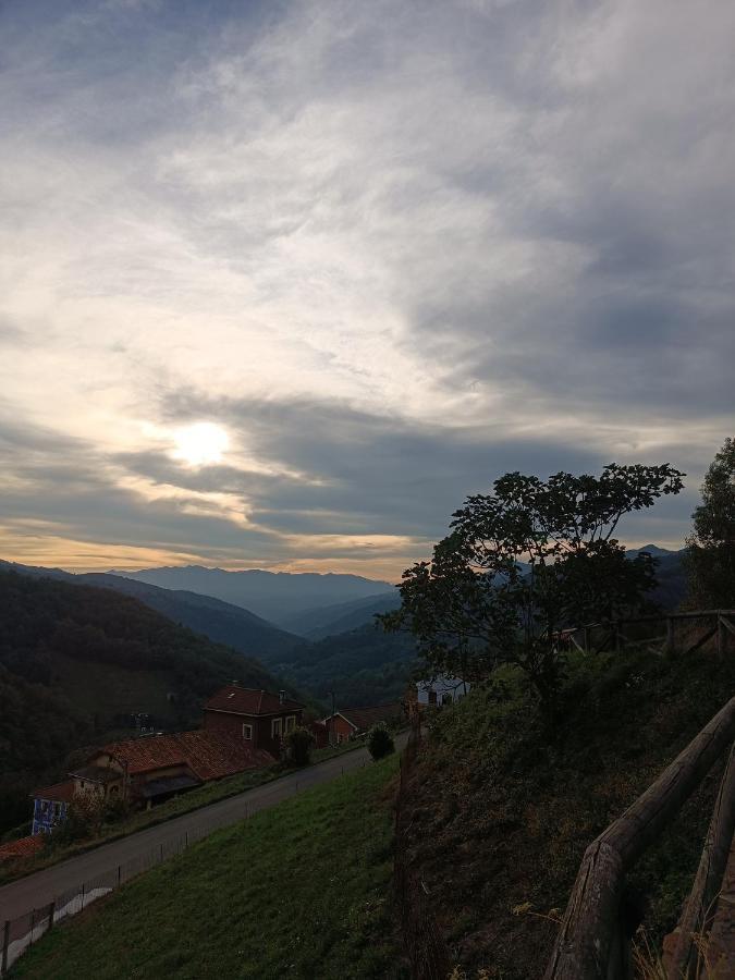 La Vallicuerra Mieres  Exteriör bild