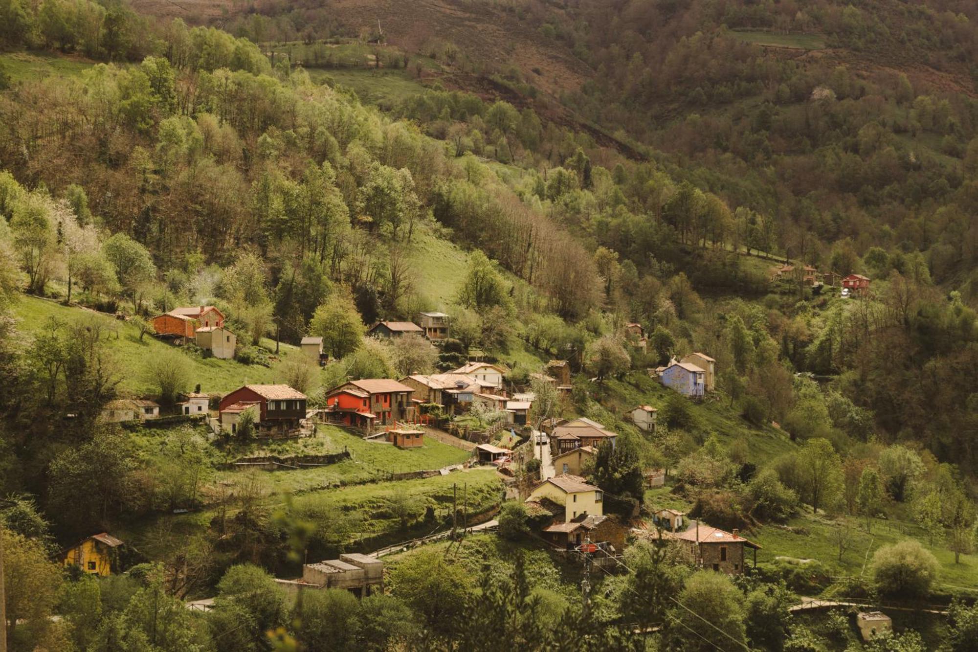 La Vallicuerra Mieres  Exteriör bild